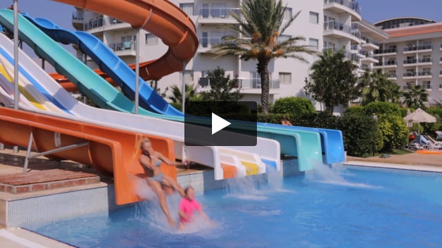 Sea World Resort & Spa - video z Giaty