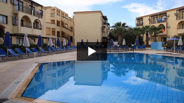 Amore Hotel Apartments - video z Giaty