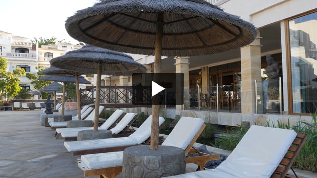 Regency Country Club, Apartments Suites - video z Giaty