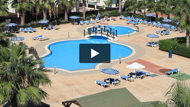 Polycarpia Hotel - video z Giaty