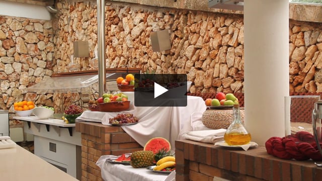 Ferrera Beach Apartments - video z Giaty