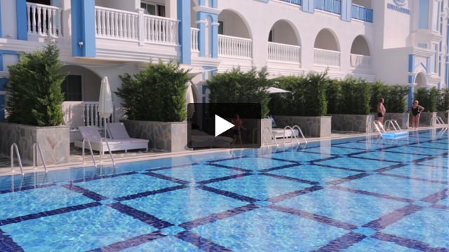Rubi Platinum Spa Resort & Suites - video z Giaty
