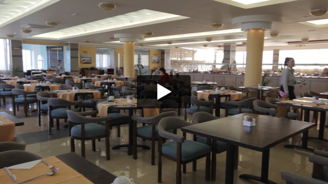Kouros Palace Hotel - video z Giaty