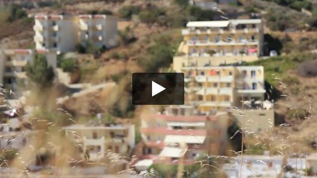 Athina Aparthotel - video z Giaty
