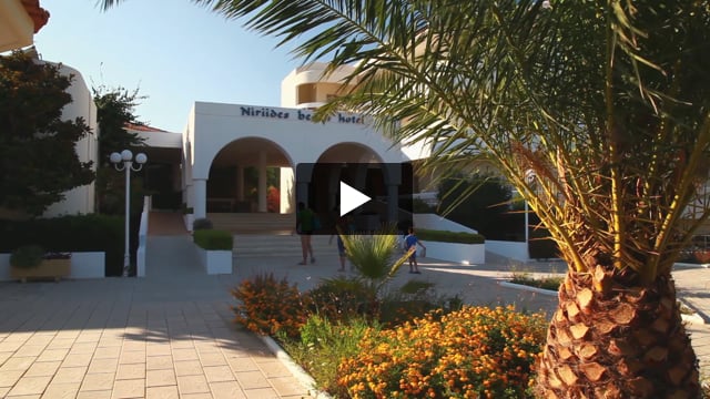 Niriides Hotel - video z Giaty